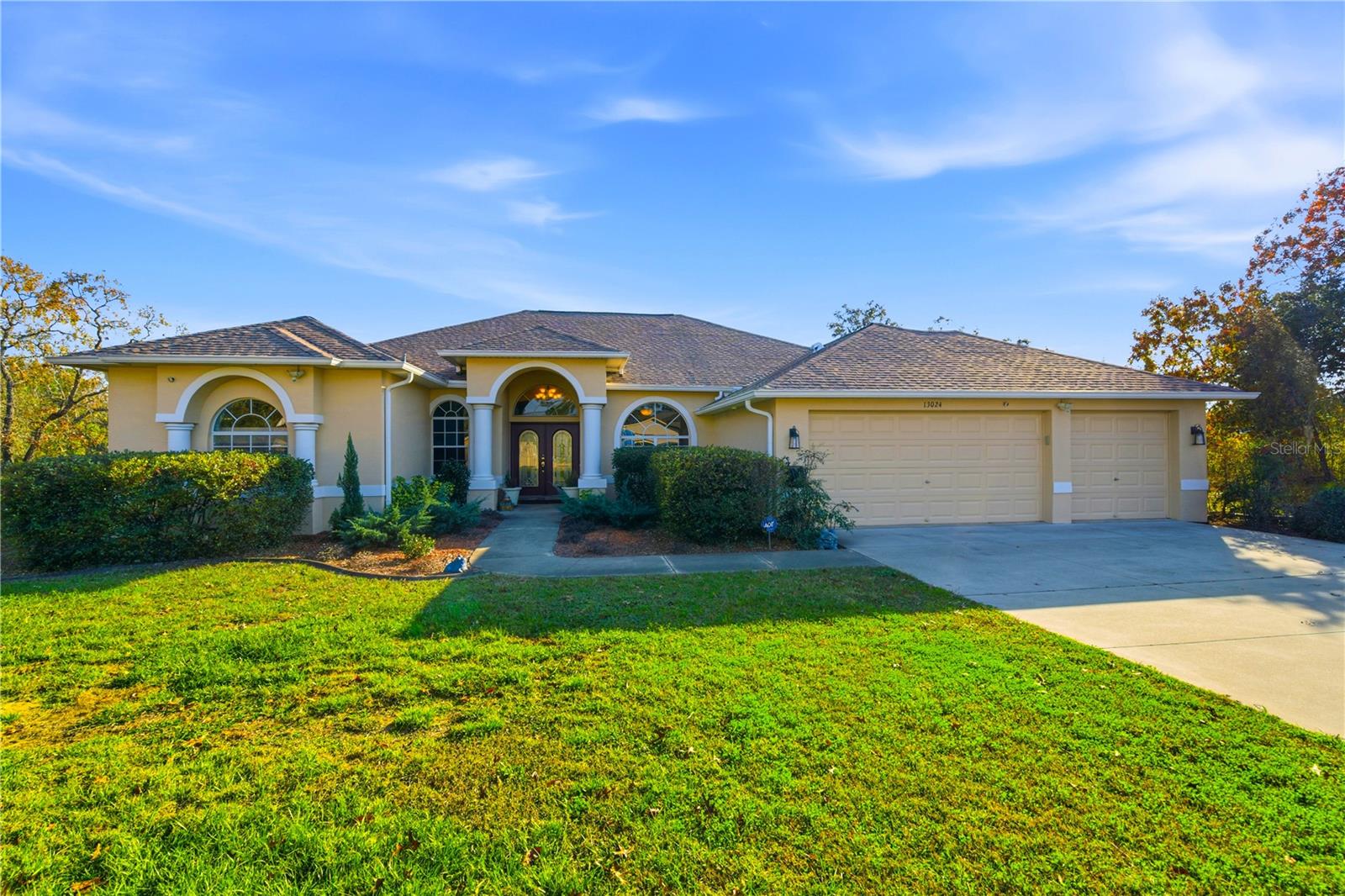 Image 11 of 75 For 13024 Meinert Avenue