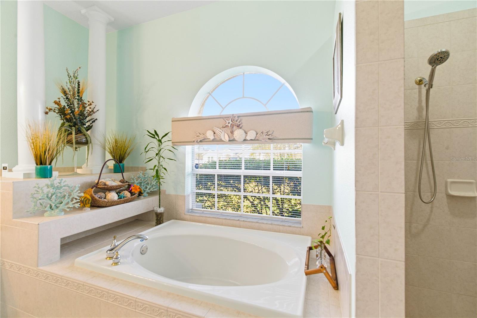 Image 30 of 75 For 13024 Meinert Avenue