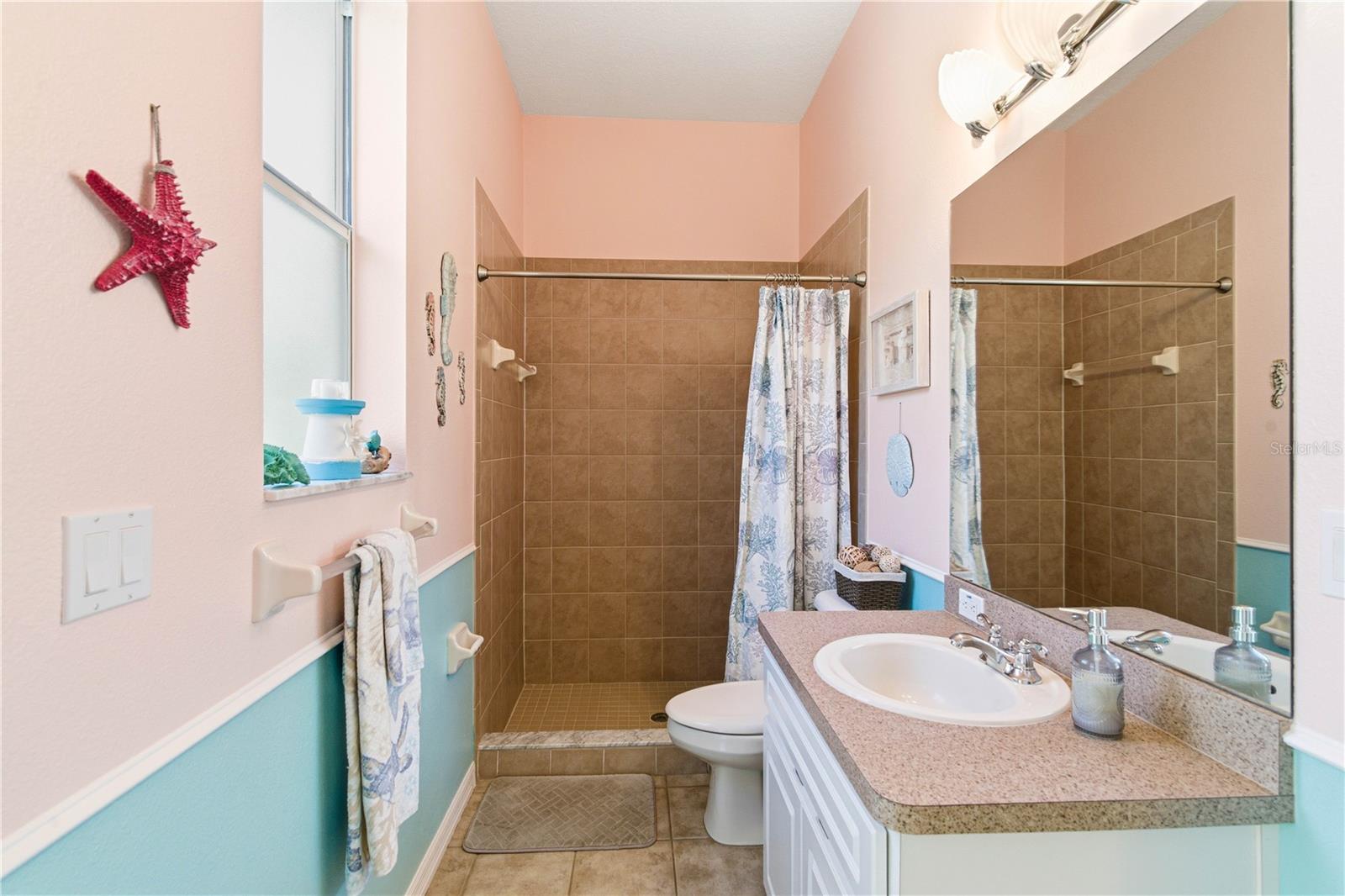 Image 40 of 75 For 13024 Meinert Avenue