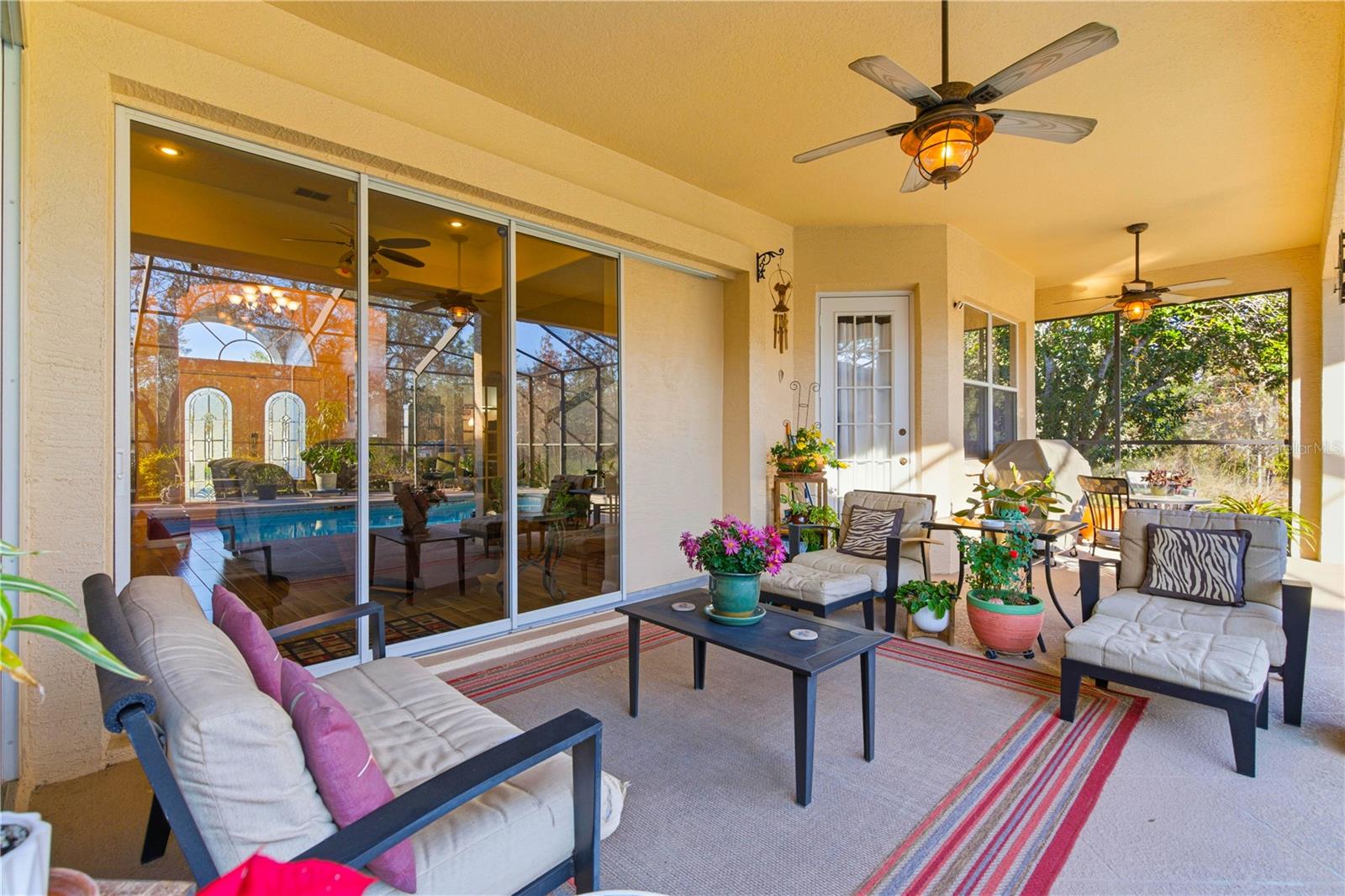 Image 55 of 75 For 13024 Meinert Avenue