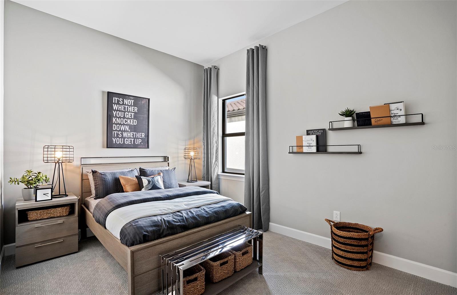 Image 17 of 28 For 6016 Silver Grass Court