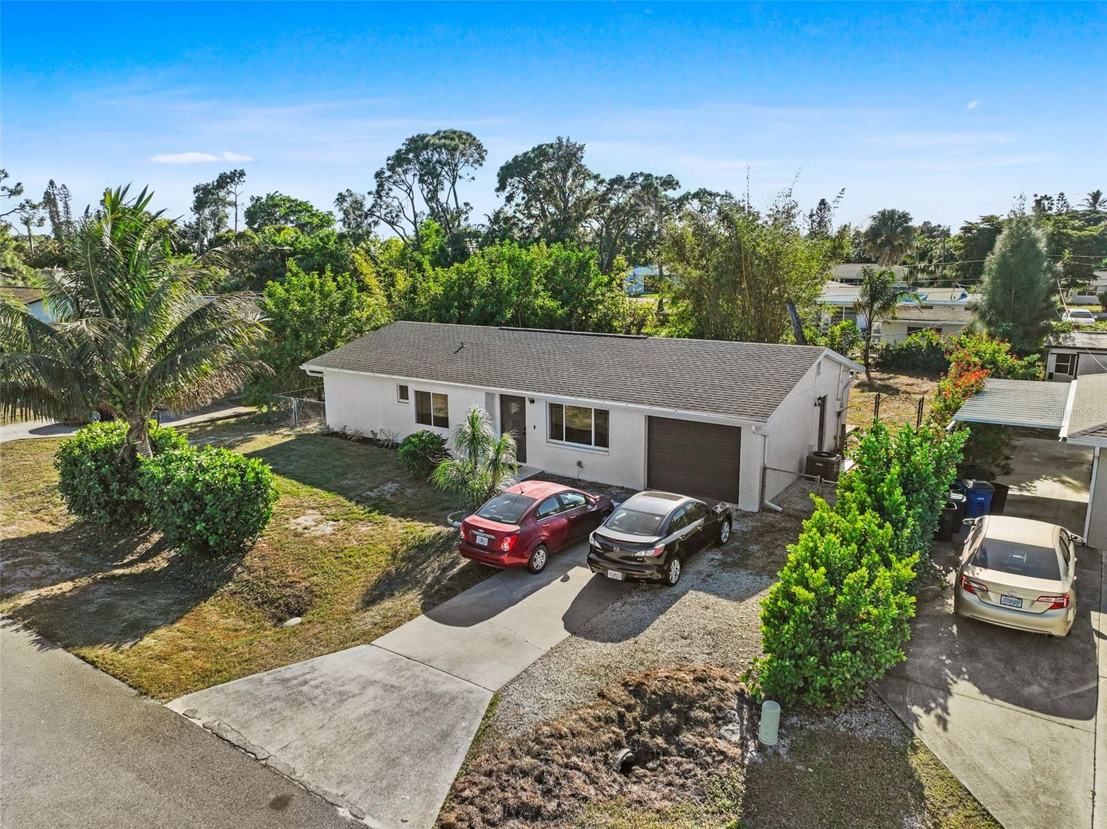 Image 2 of 30 For 18470 Geranium Road