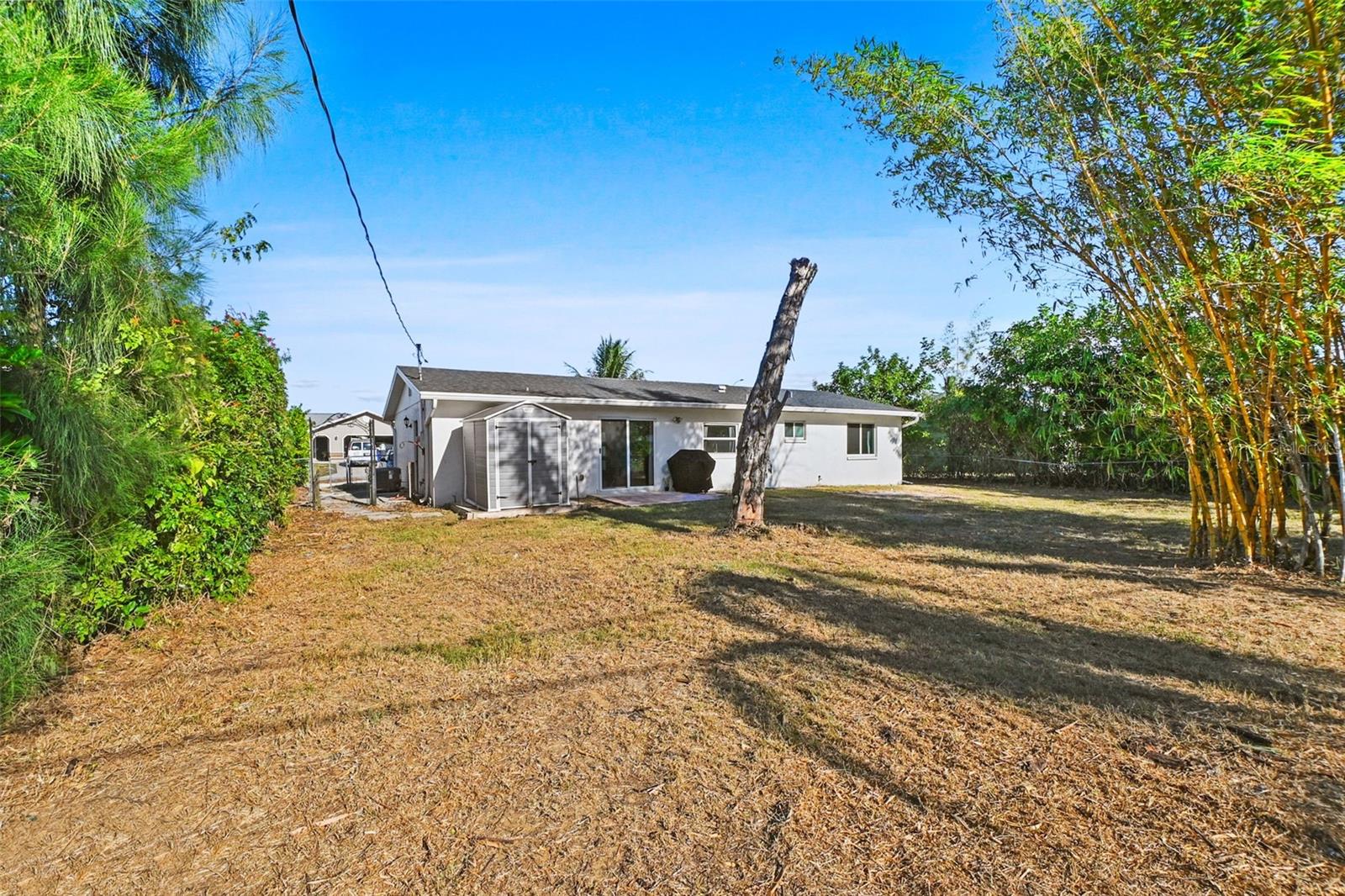 Image 22 of 30 For 18470 Geranium Road