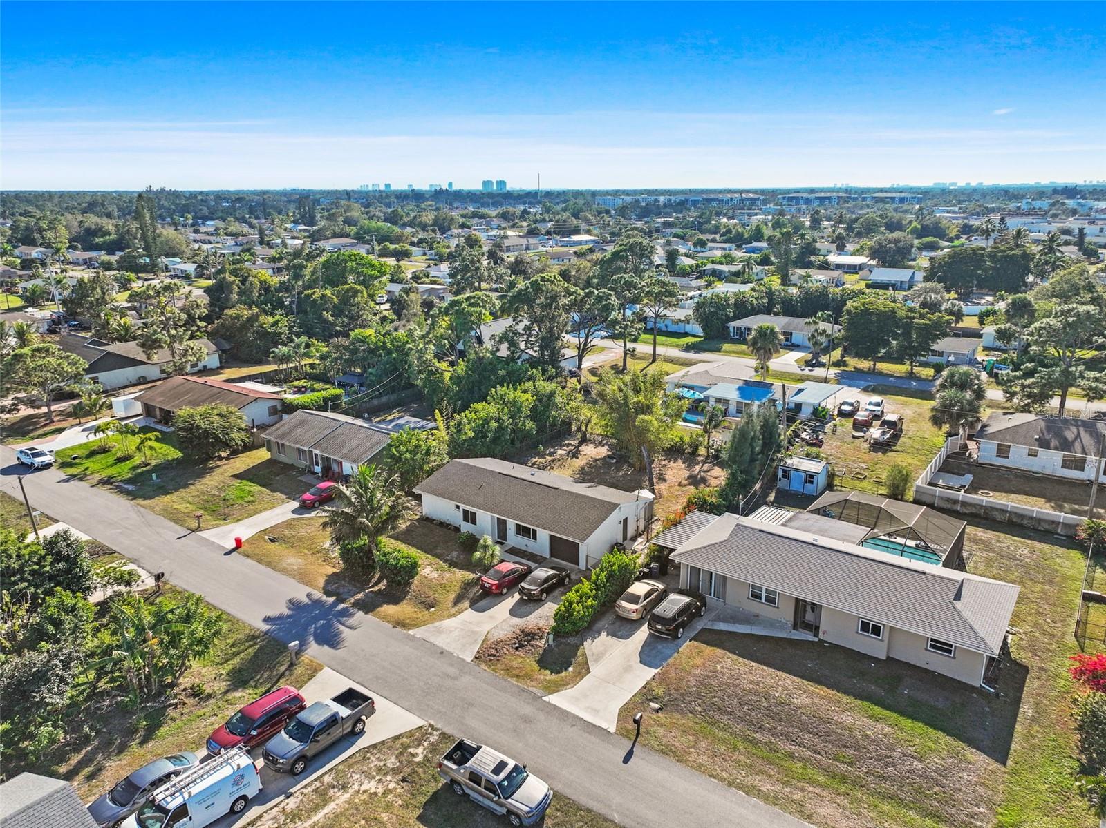 Image 25 of 30 For 18470 Geranium Road