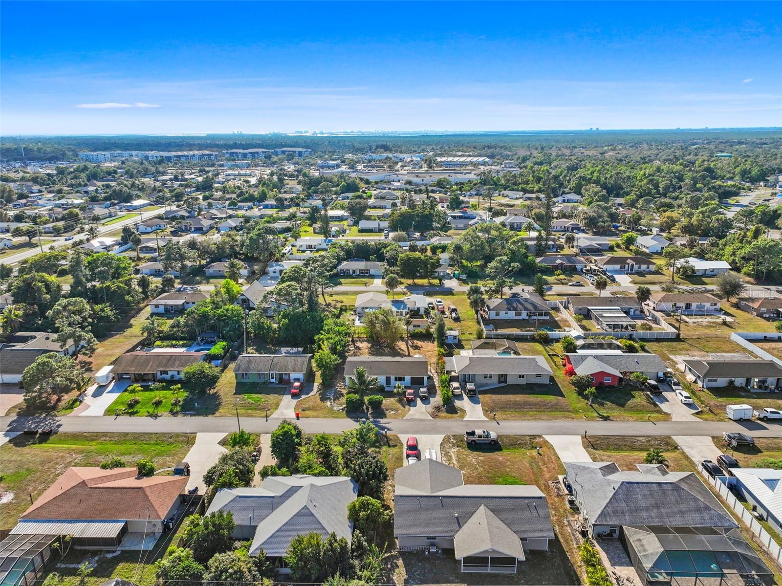 Image 29 of 30 For 18470 Geranium Road