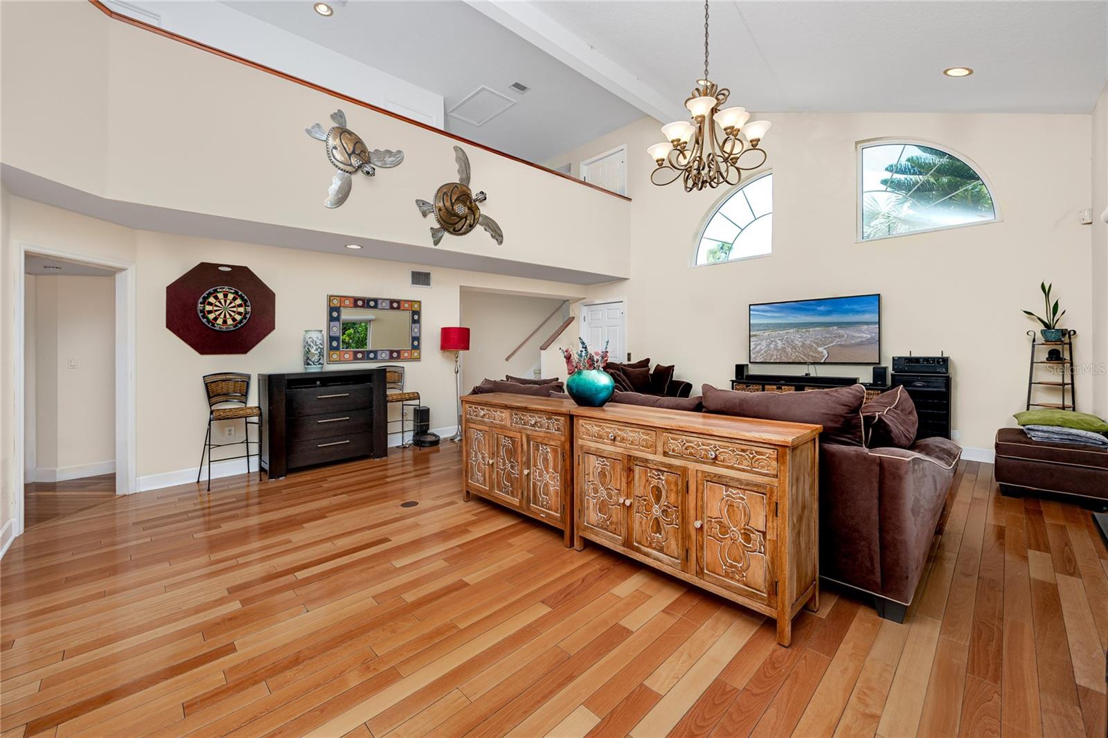 Image 3 of 67 For 405 8th Avenue N