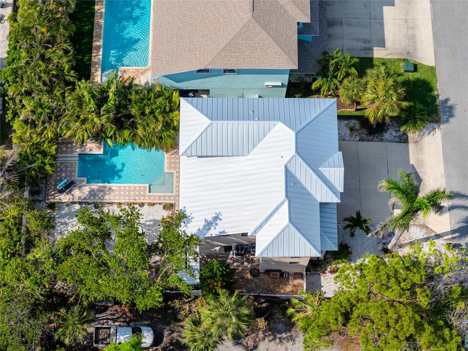 Image 61 of 67 For 405 8th Avenue N