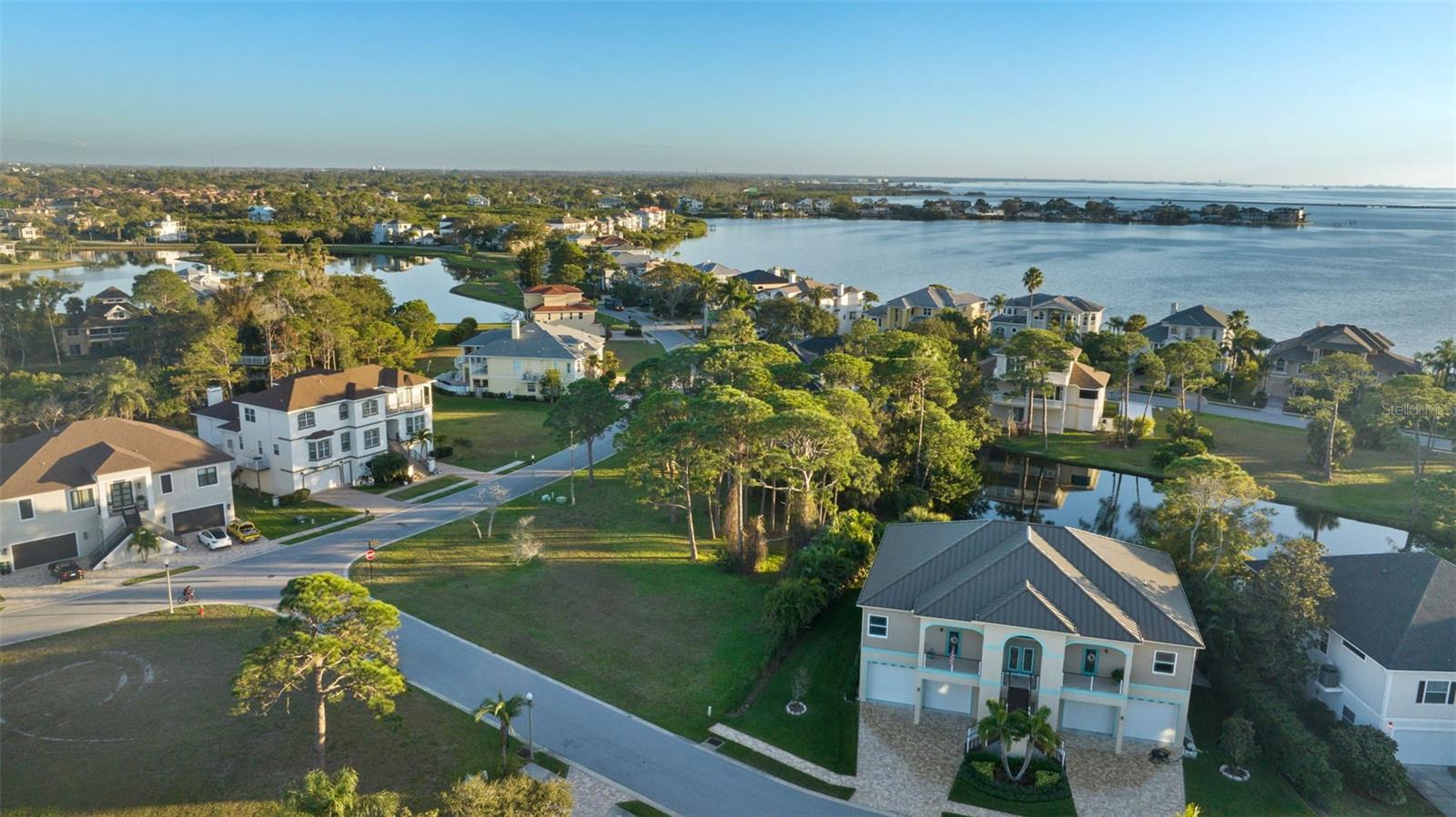 Image 16 of 25 For N Pointe Alexis Drive