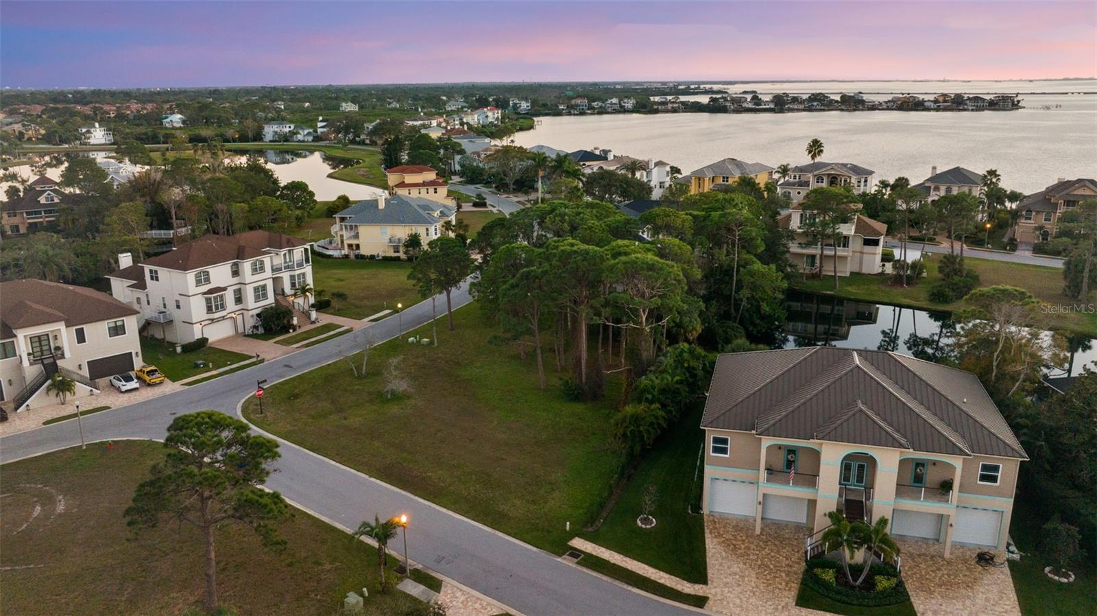 Image 25 of 25 For N Pointe Alexis Drive