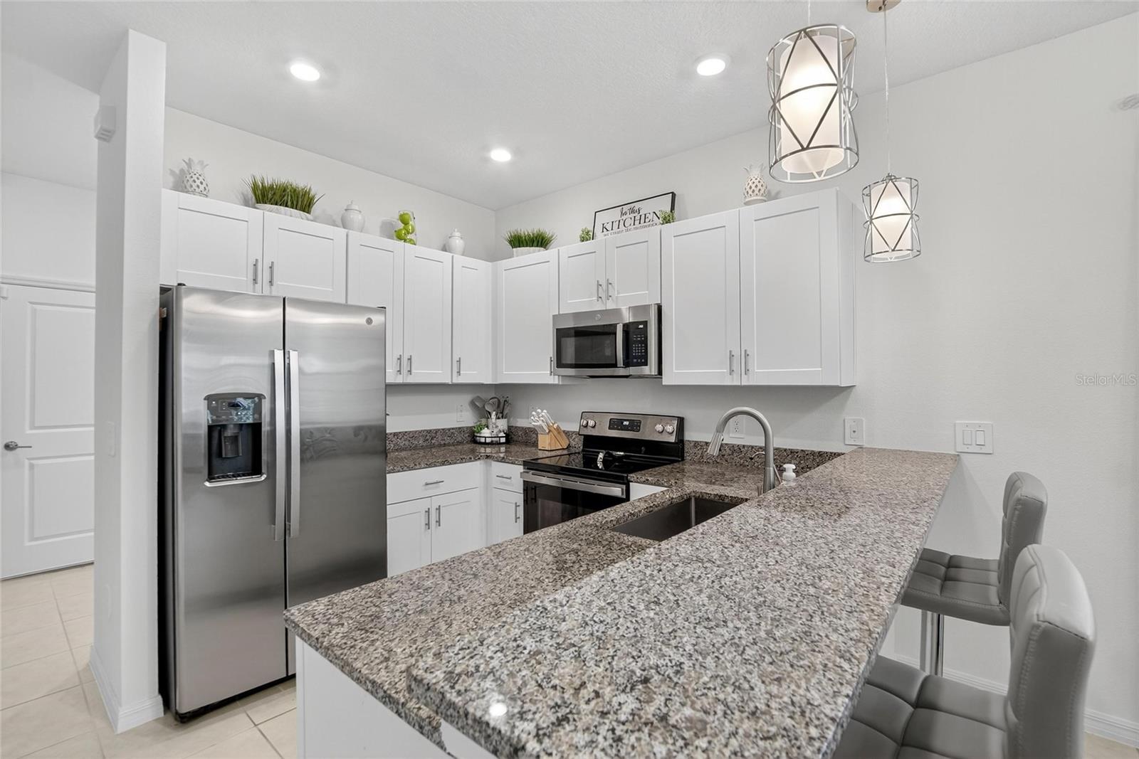 Image 11 of 44 For 10317 Trumpet Honeysuckle Way