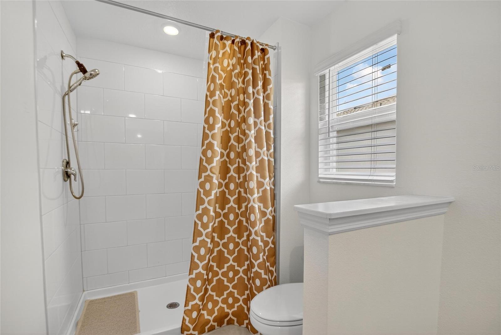 Image 34 of 44 For 10317 Trumpet Honeysuckle Way