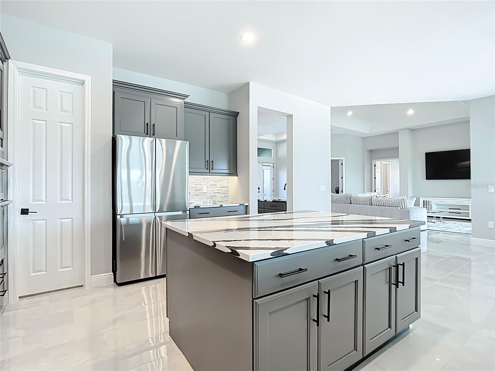 Image 12 of 66 For 3586 Recurve Circle