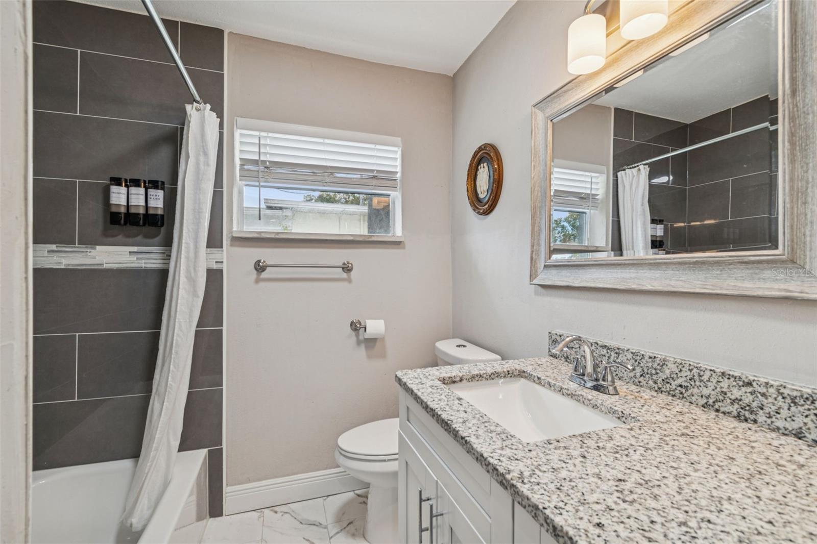 Image 14 of 19 For 4507 Grady Avenue