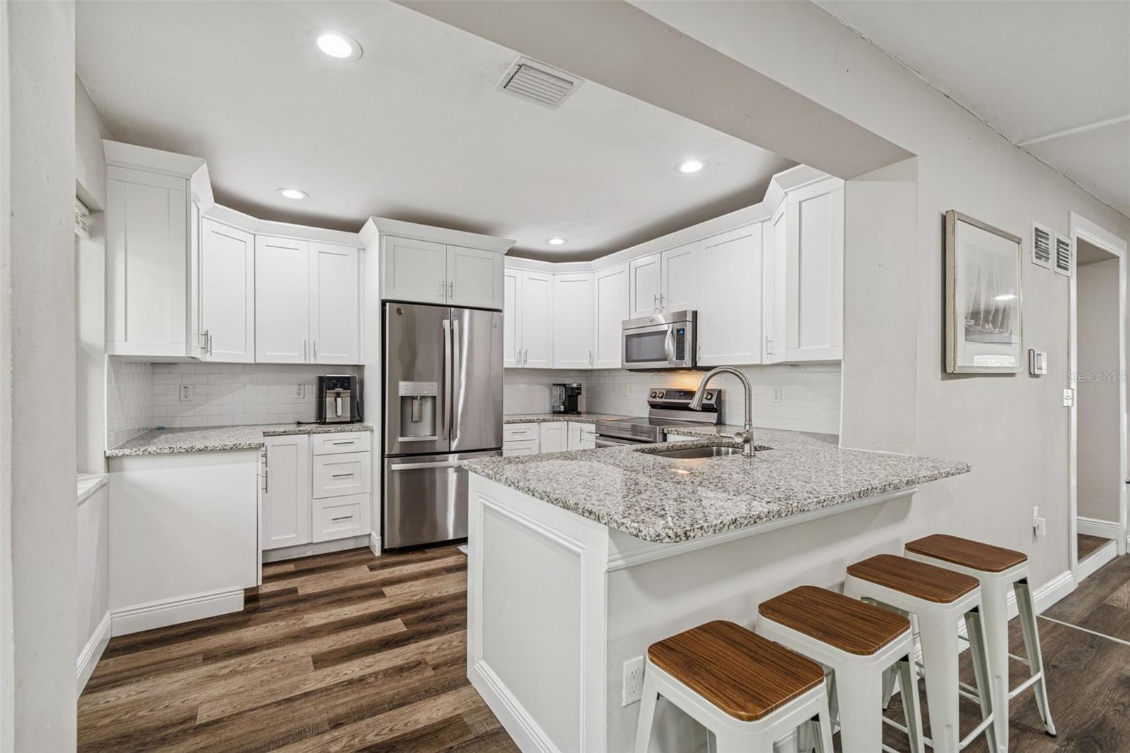 Image 4 of 19 For 4507 Grady Avenue