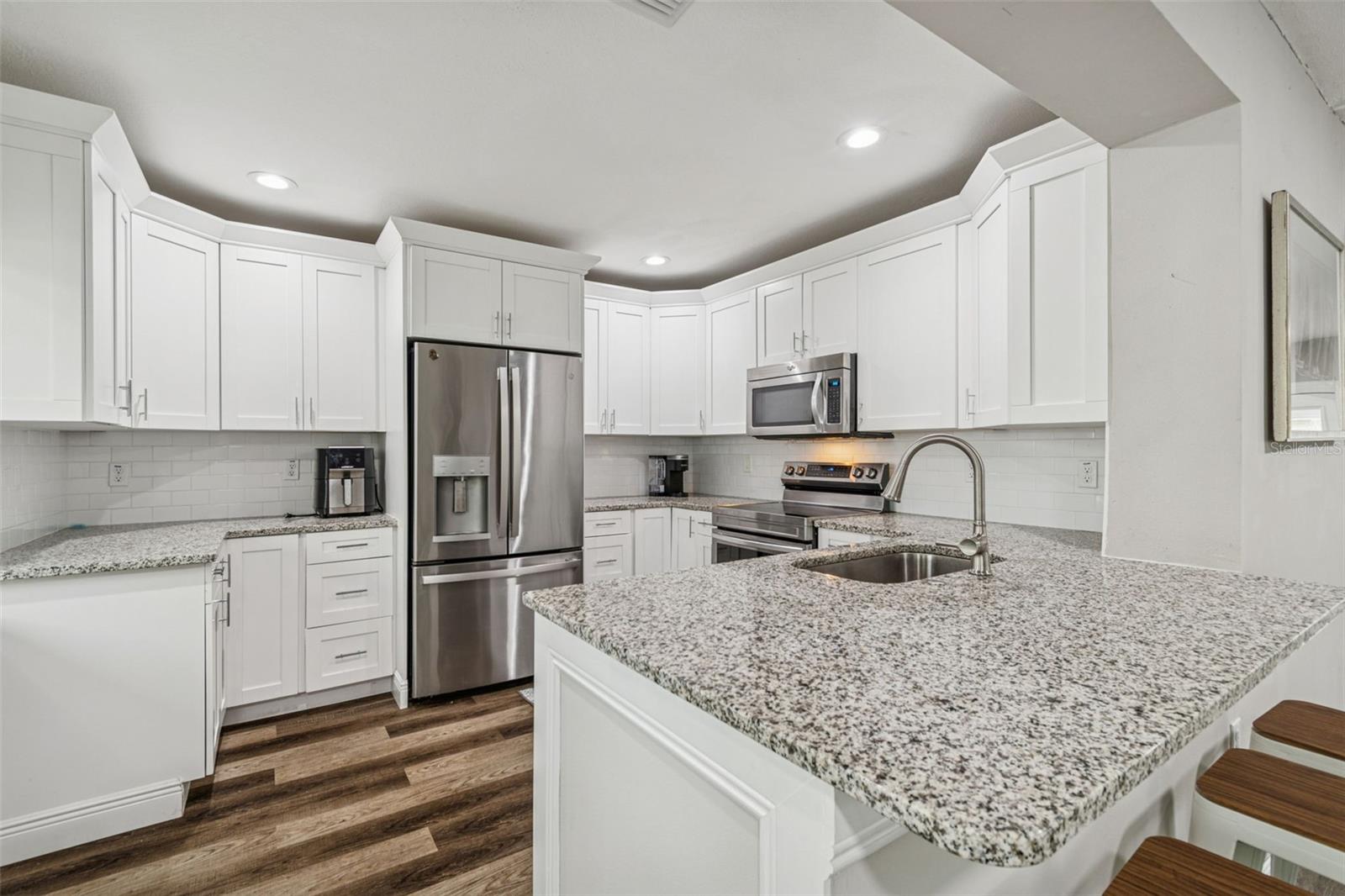 Image 5 of 19 For 4507 Grady Avenue