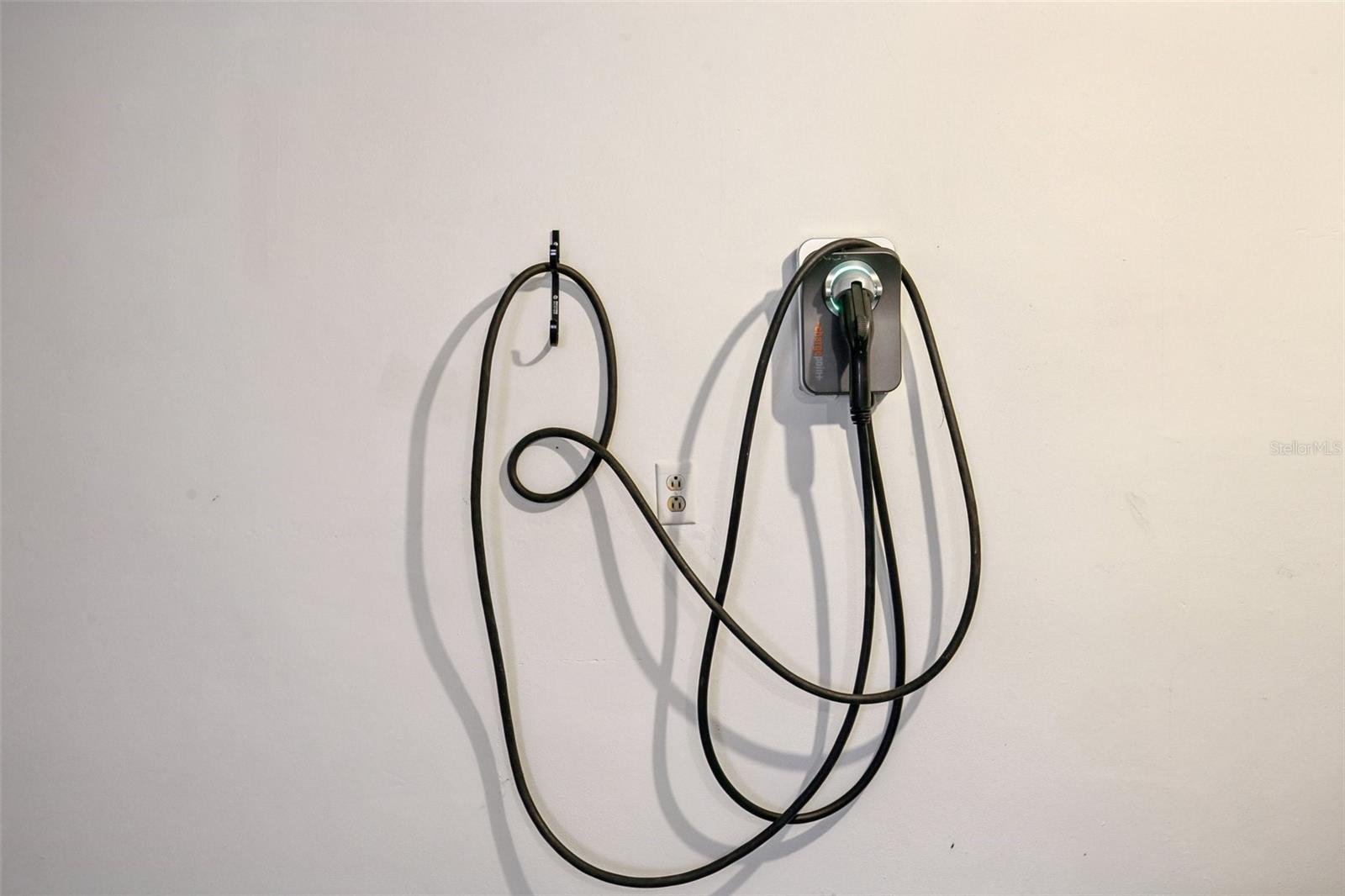 Image 45 of 70 For 2180 Dolphin Boulevard S