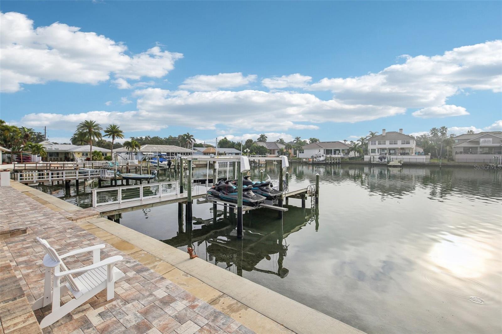 Image 54 of 70 For 2180 Dolphin Boulevard S