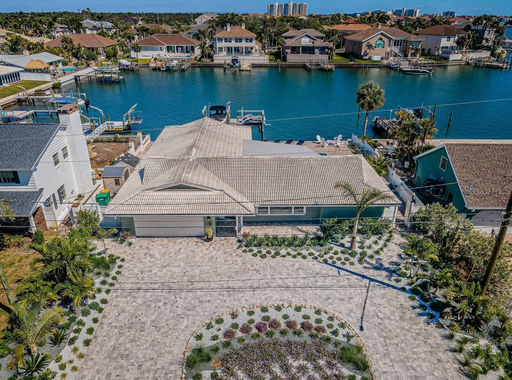 Image 62 of 70 For 2180 Dolphin Boulevard S