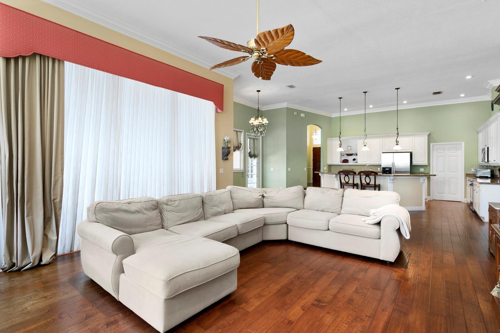 Image 16 of 61 For 6434 Renwick Circle