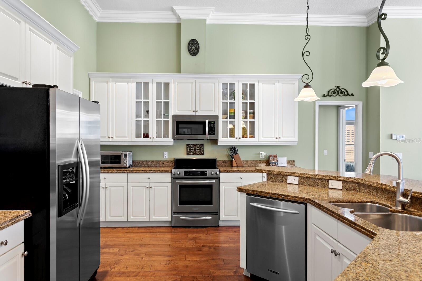 Image 20 of 61 For 6434 Renwick Circle