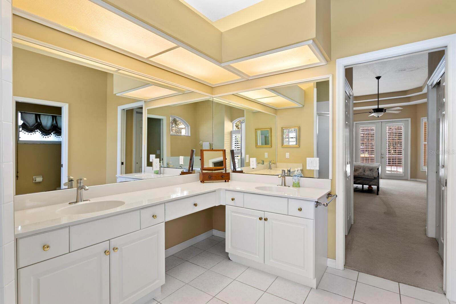 Image 29 of 61 For 6434 Renwick Circle