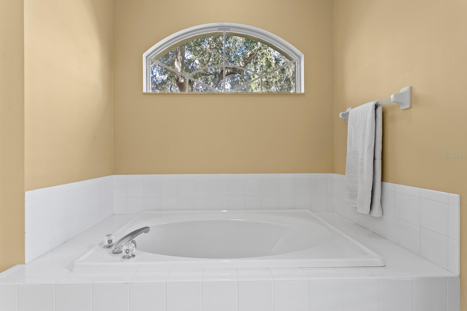 Image 31 of 61 For 6434 Renwick Circle