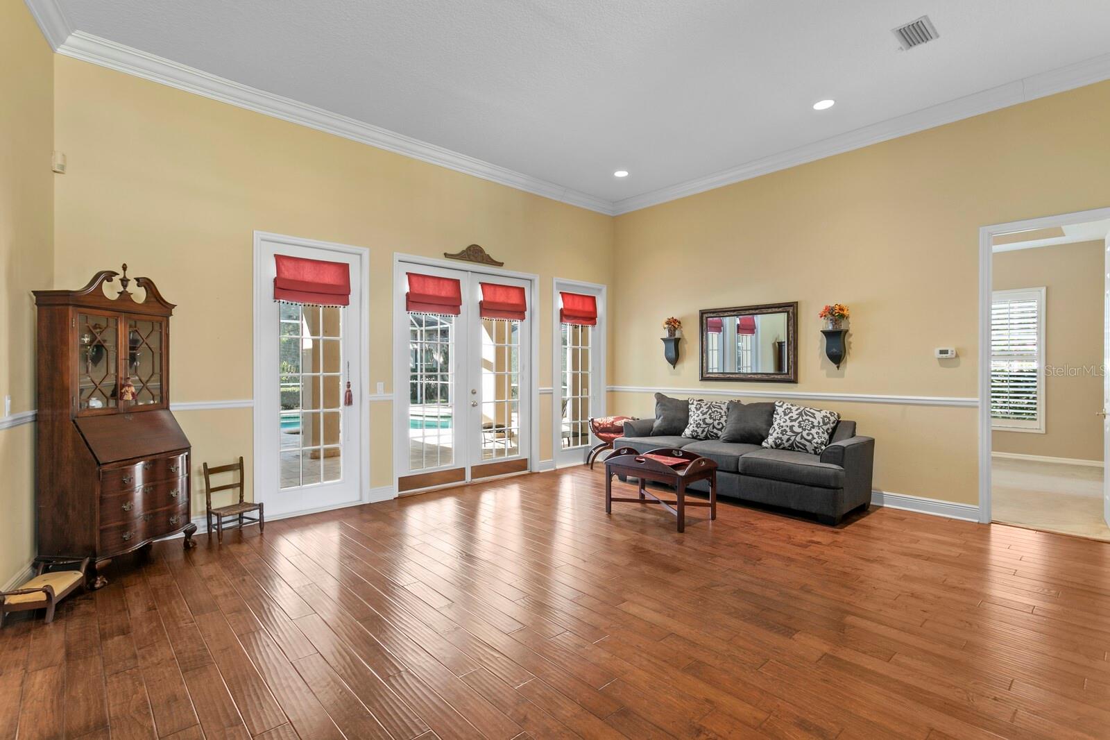 Image 5 of 61 For 6434 Renwick Circle