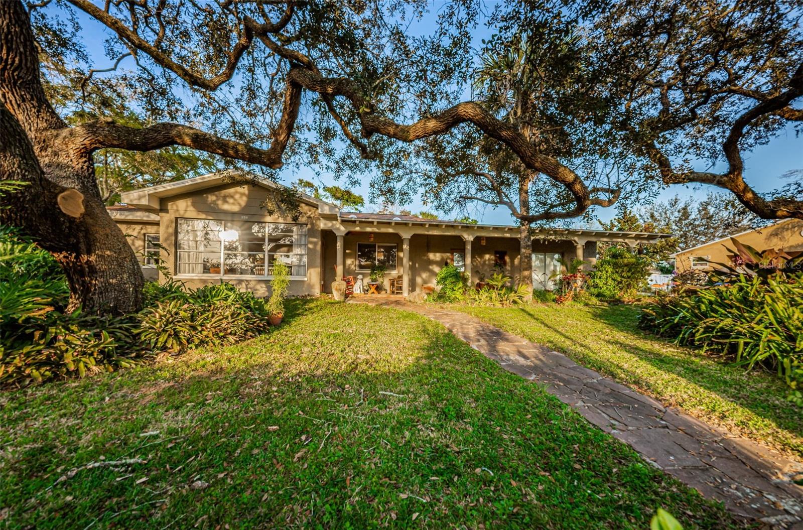 Image 2 of 34 For 330 Spring Boulevard