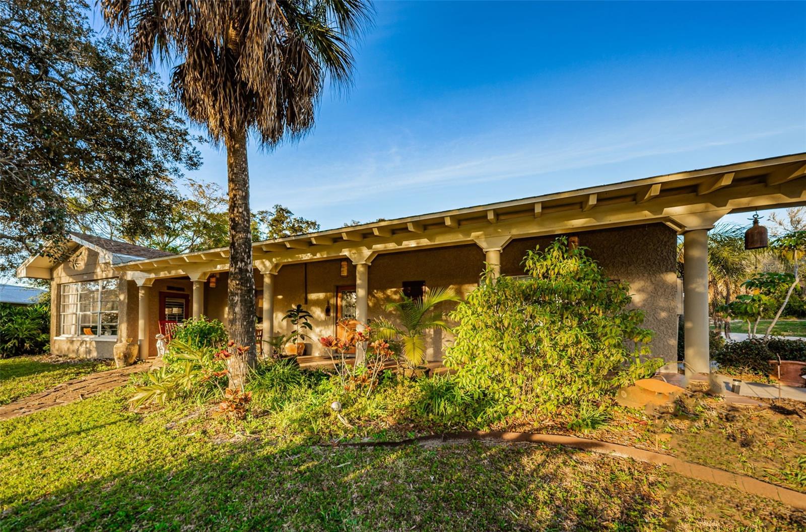 Image 6 of 34 For 330 Spring Boulevard