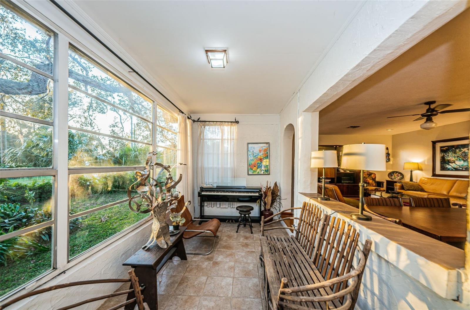 Image 8 of 34 For 330 Spring Boulevard