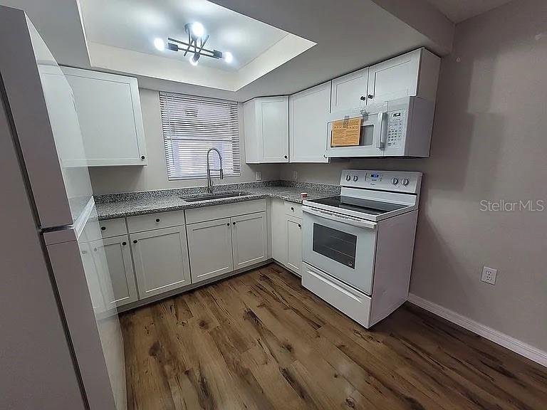 Image 28 of 40 For 6041 13th Avenue