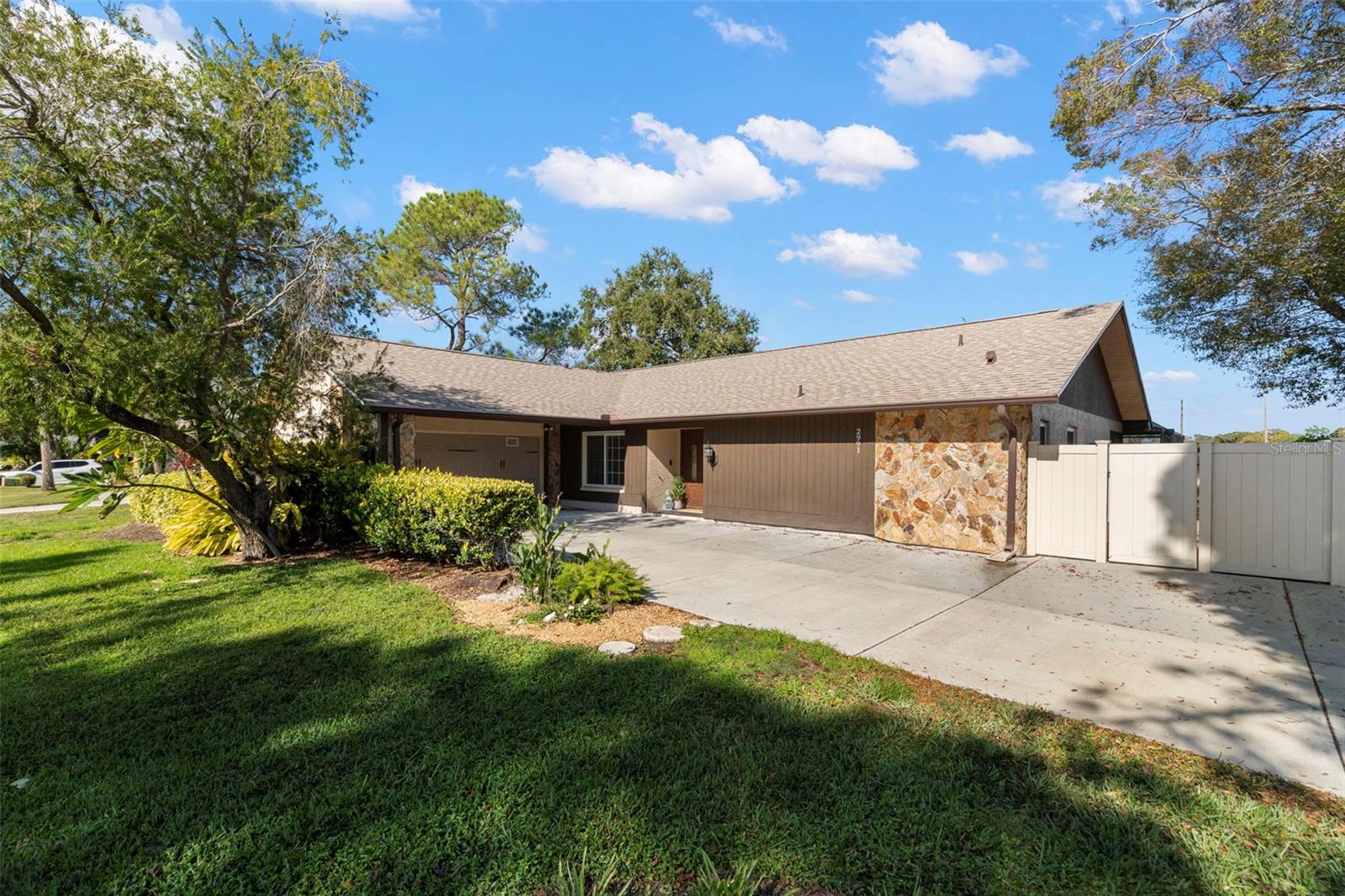 Details for 2991 Pinewood Run, PALM HARBOR, FL 34684