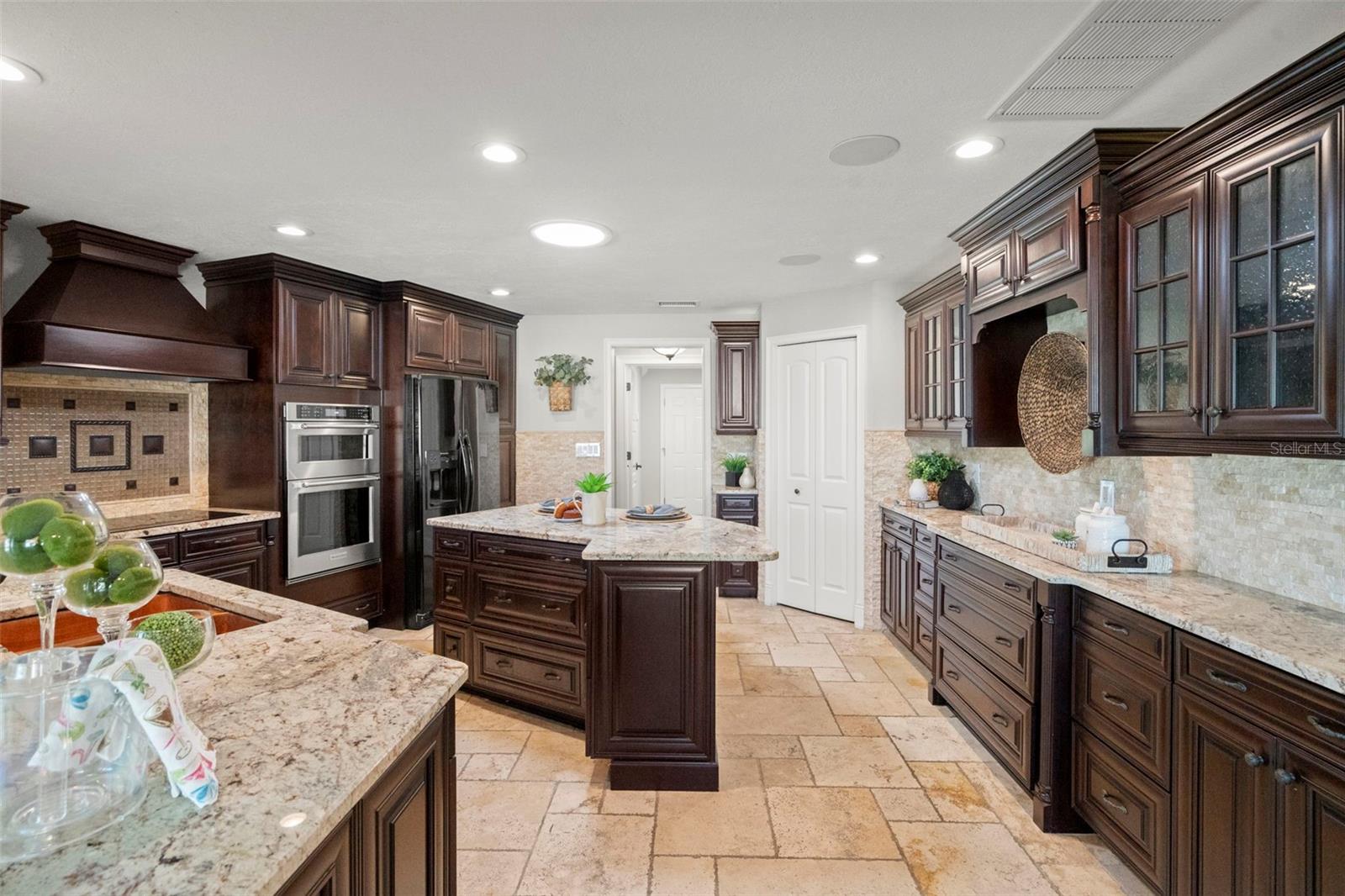 Image 23 of 44 For 2991 Pinewood Run