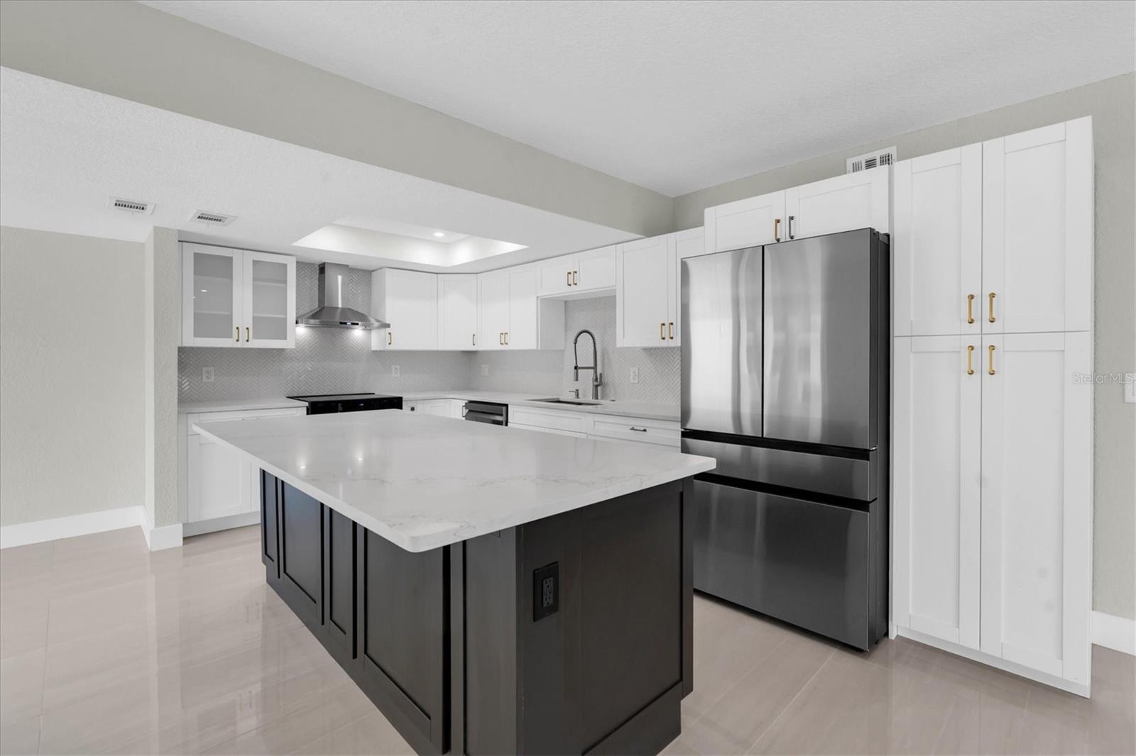 Image 10 of 50 For 7540 Sunshine Skyway Lane S P10