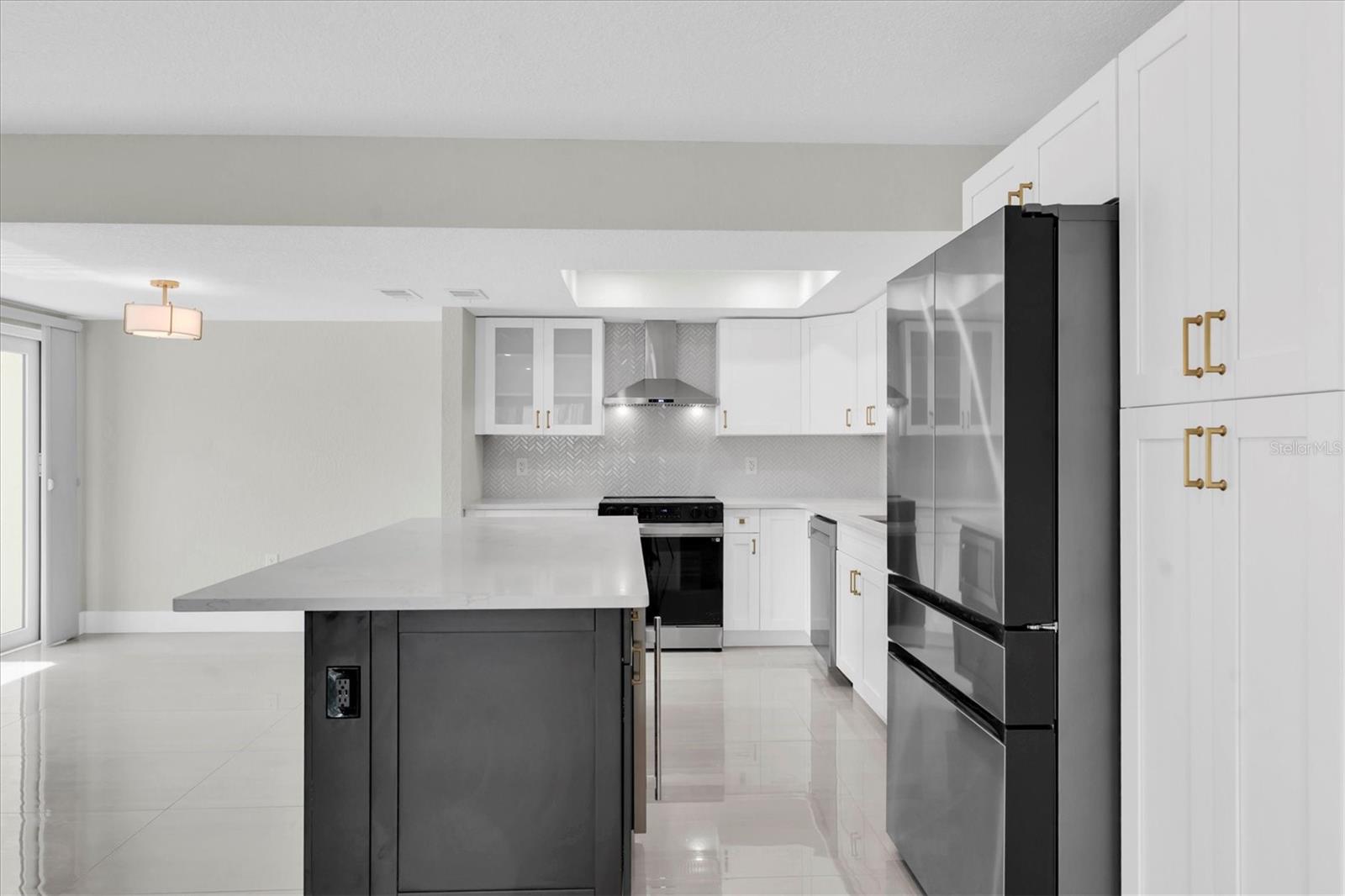 Image 13 of 50 For 7540 Sunshine Skyway Lane S P10