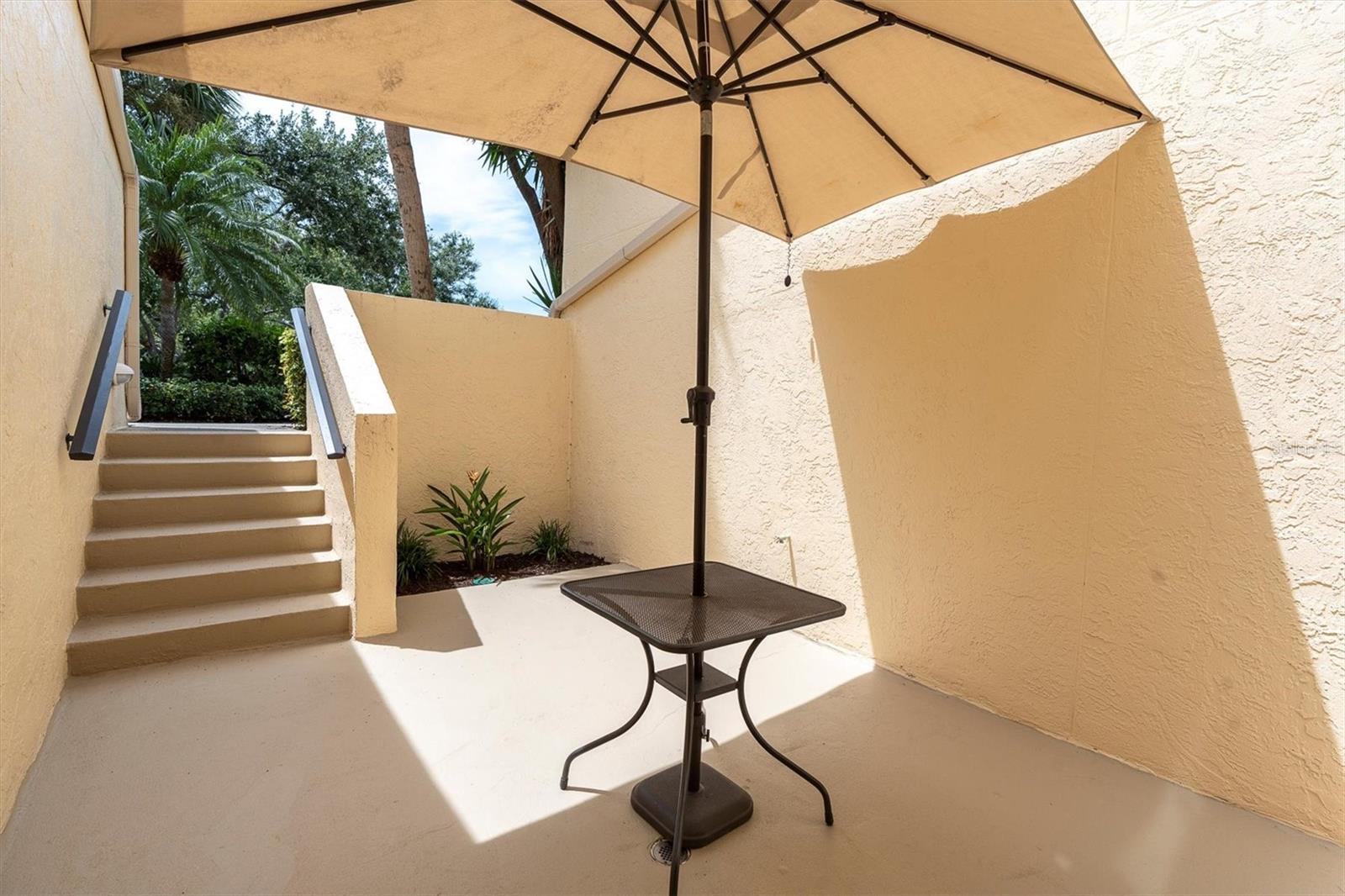 Image 23 of 50 For 7540 Sunshine Skyway Lane S P10