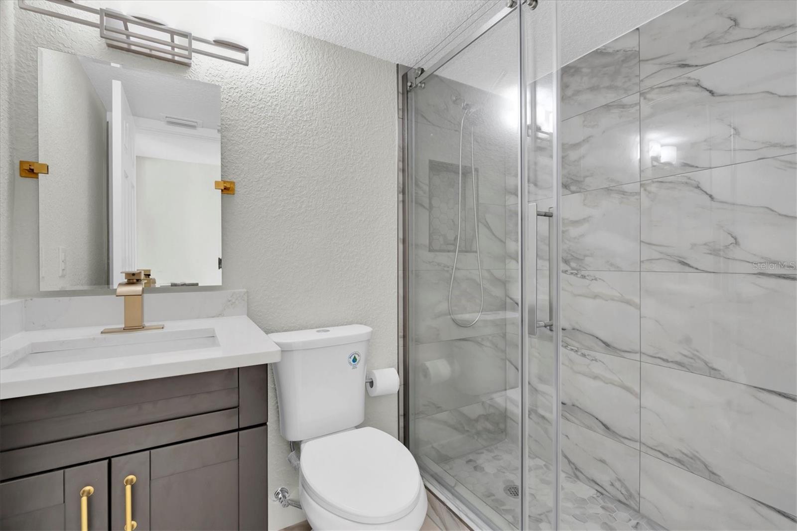 Image 25 of 50 For 7540 Sunshine Skyway Lane S P10