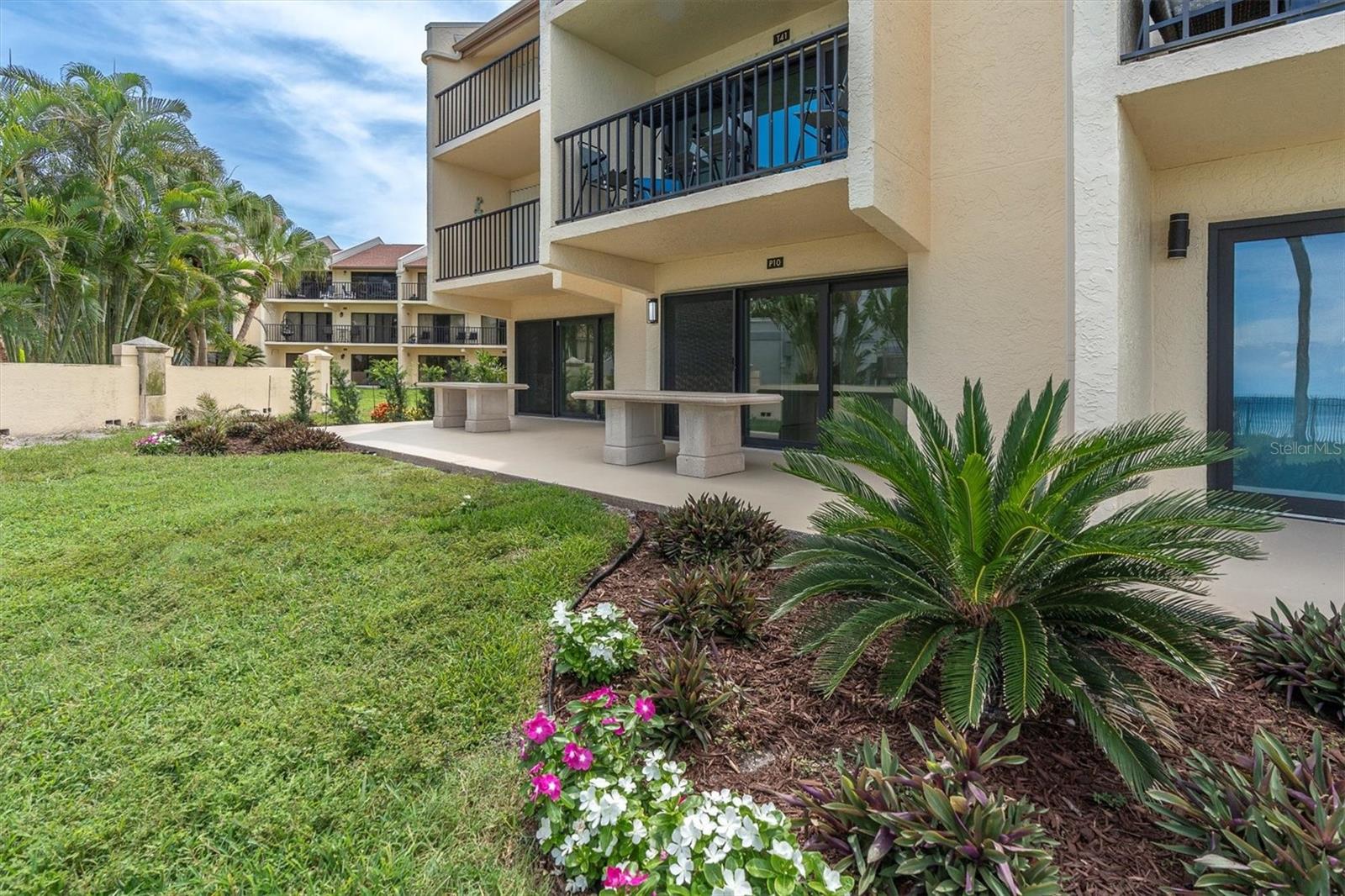 Image 33 of 50 For 7540 Sunshine Skyway Lane S P10