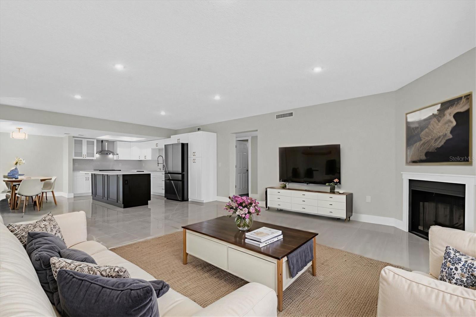 Image 5 of 50 For 7540 Sunshine Skyway Lane S P10