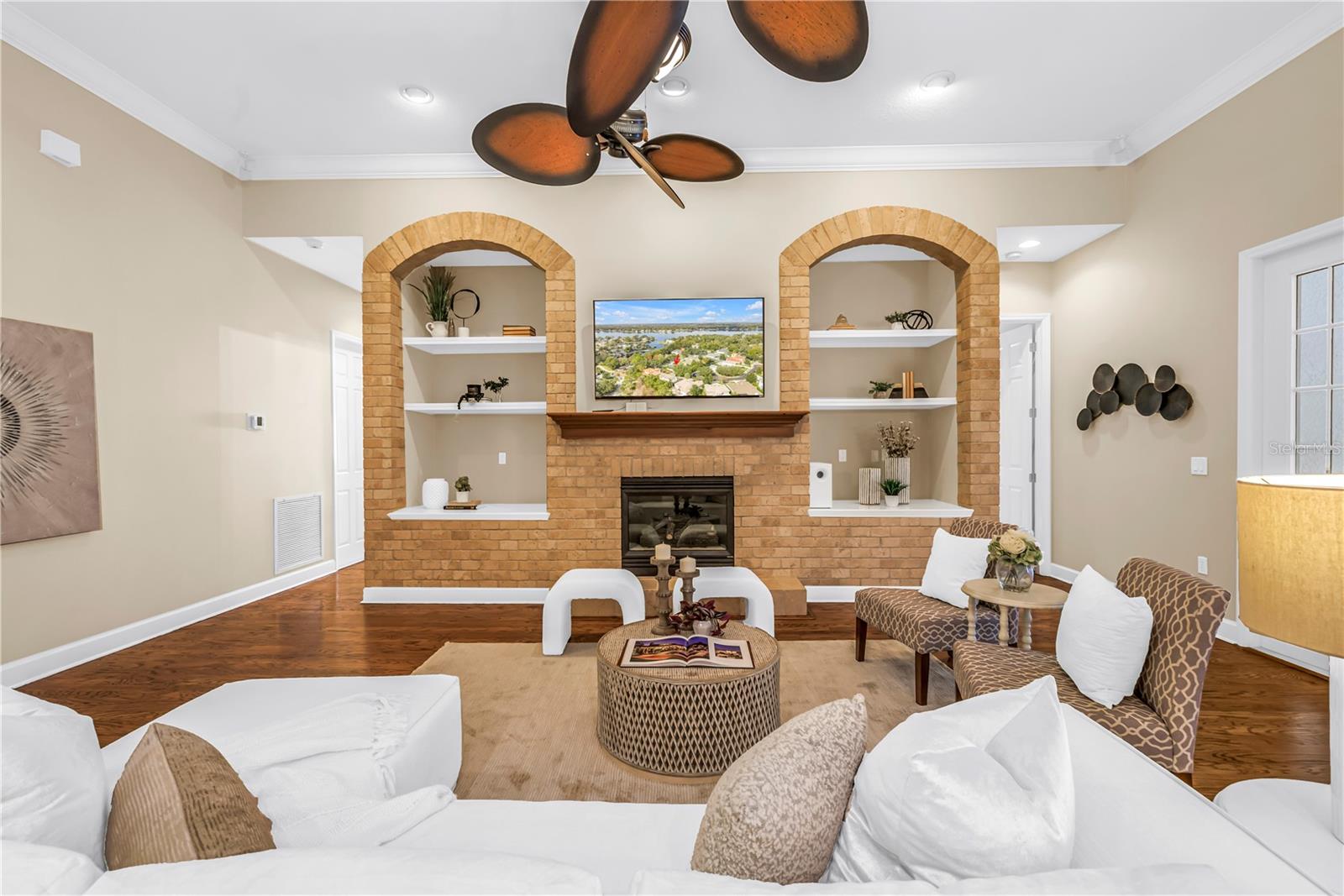 Image 20 of 77 For 10403 Carroll Cove Place