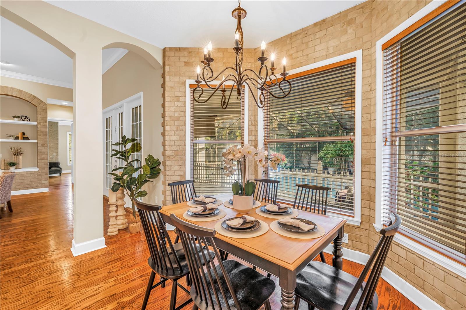 Image 25 of 77 For 10403 Carroll Cove Place