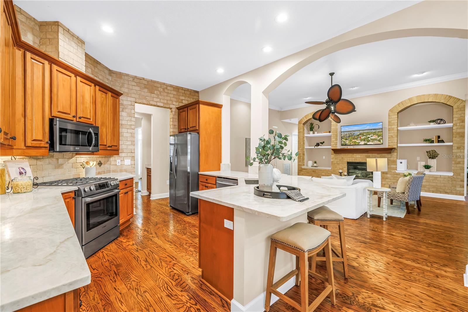 Image 26 of 77 For 10403 Carroll Cove Place