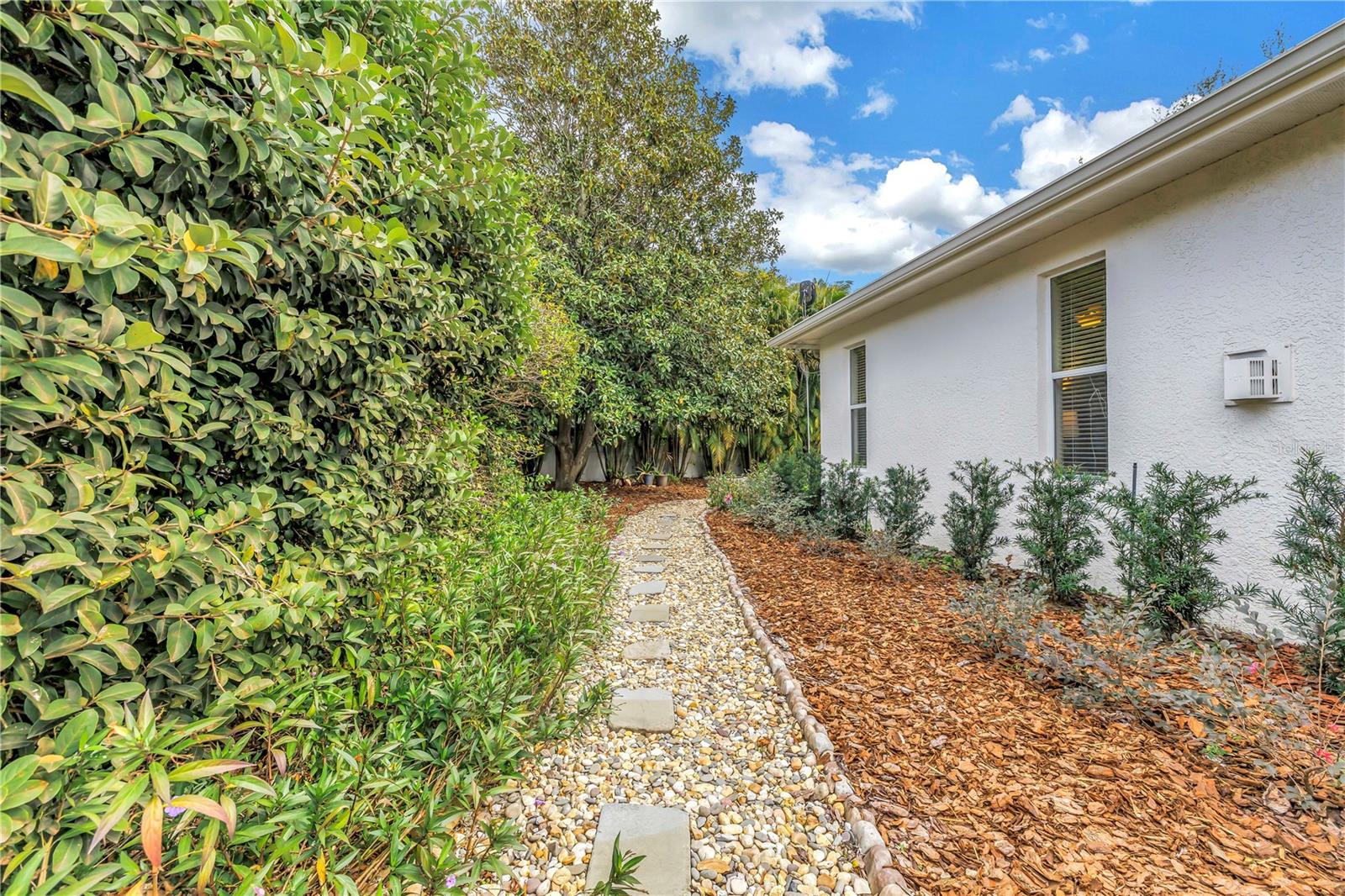 Image 60 of 77 For 10403 Carroll Cove Place