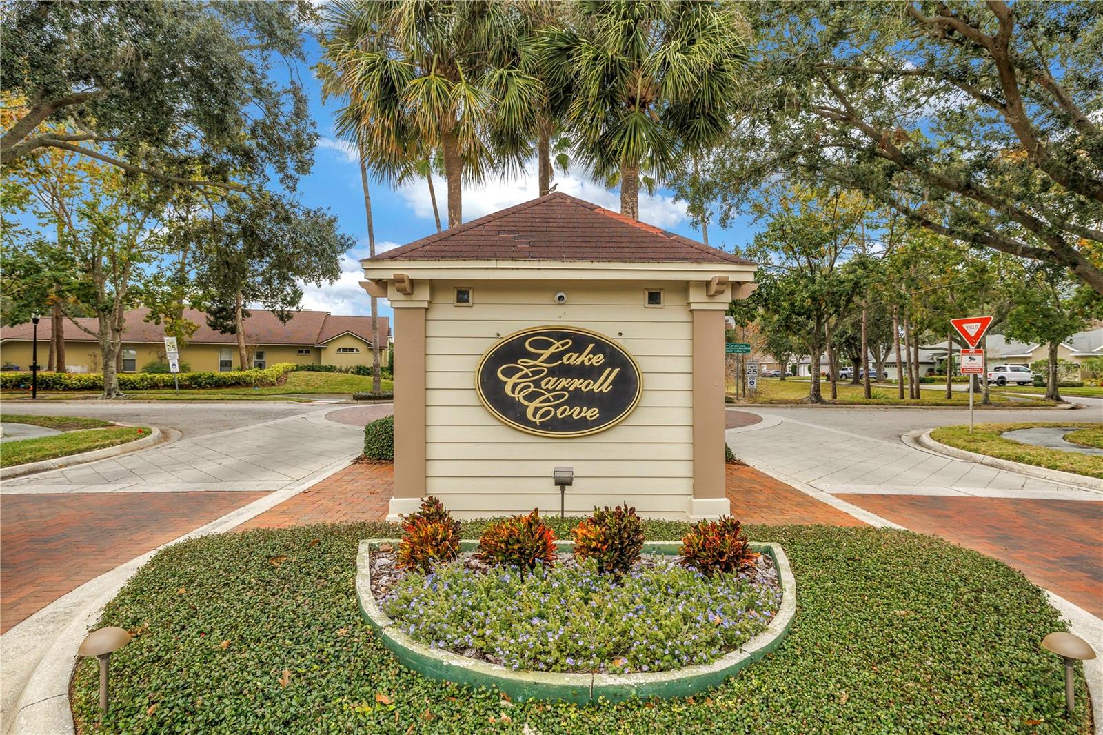 Image 70 of 77 For 10403 Carroll Cove Place