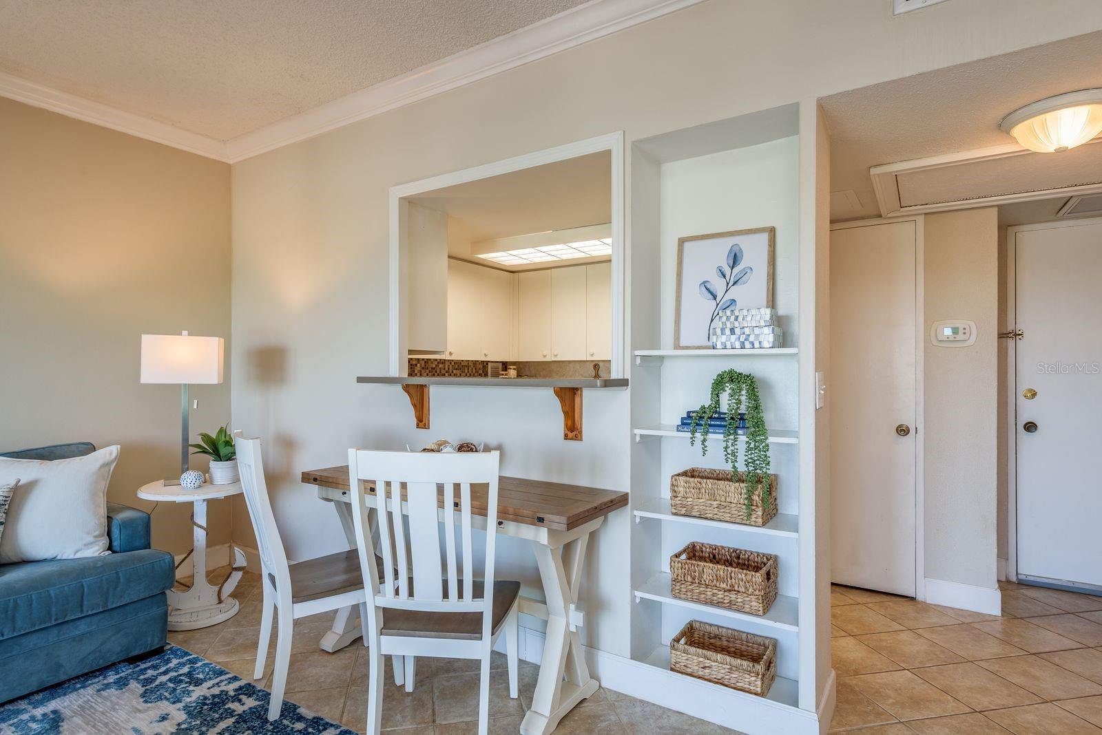 Image 11 of 23 For 880 Mandalay Avenue N404