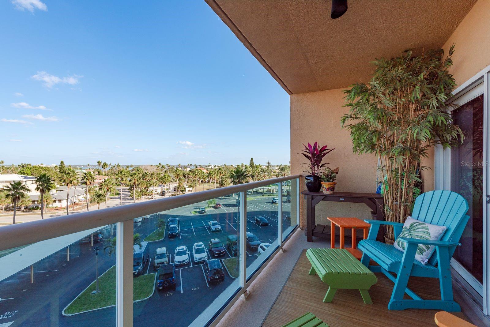 Image 4 of 23 For 880 Mandalay Avenue N404