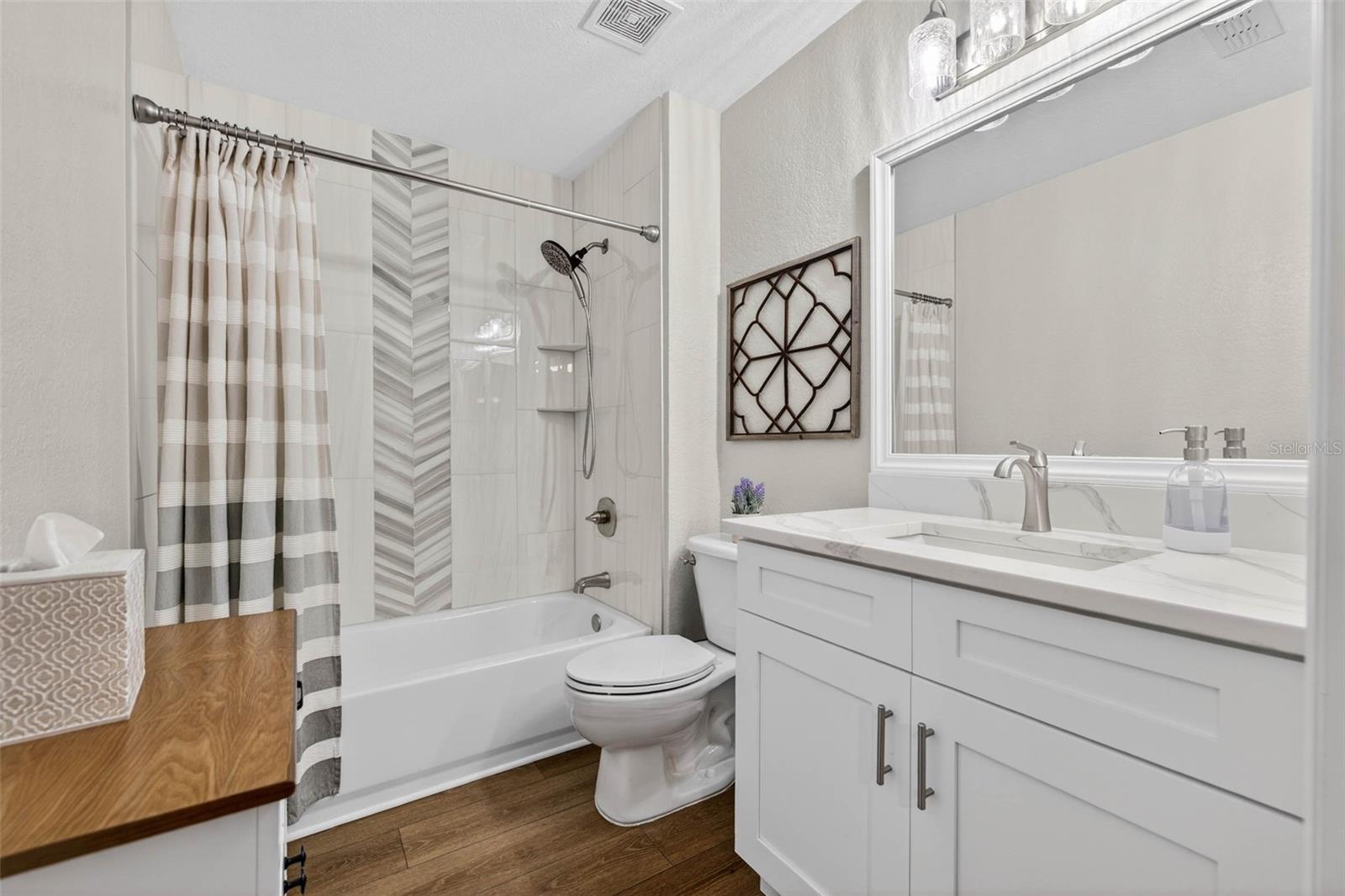 Image 20 of 36 For 700 Harbour Island Boulevard 443