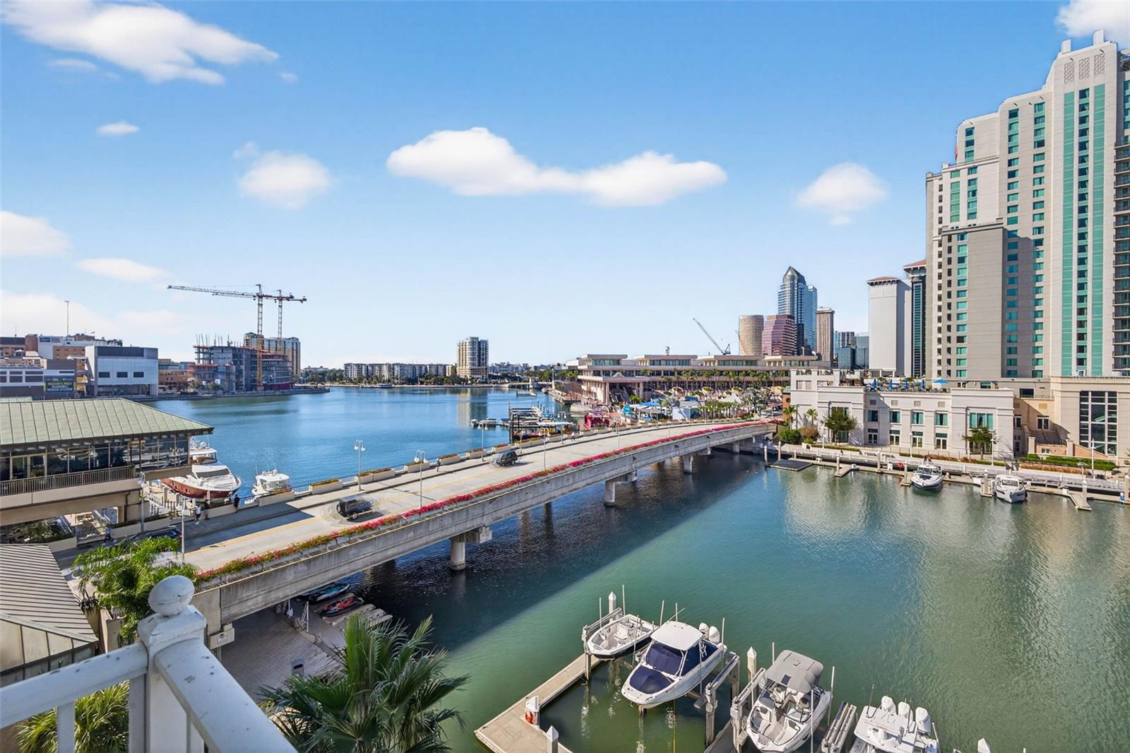 Image 24 of 36 For 700 Harbour Island Boulevard 443