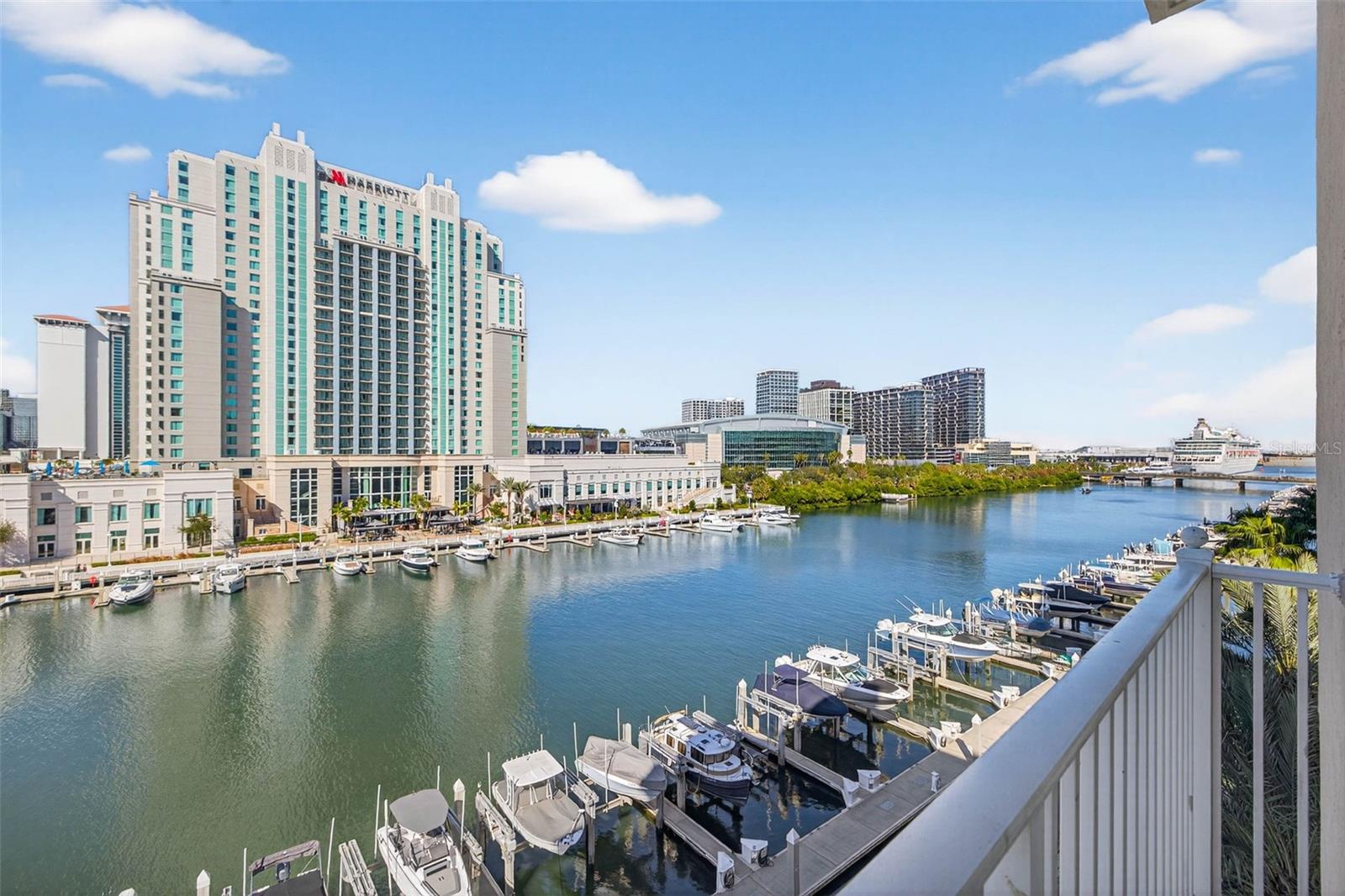 Image 25 of 36 For 700 Harbour Island Boulevard 443