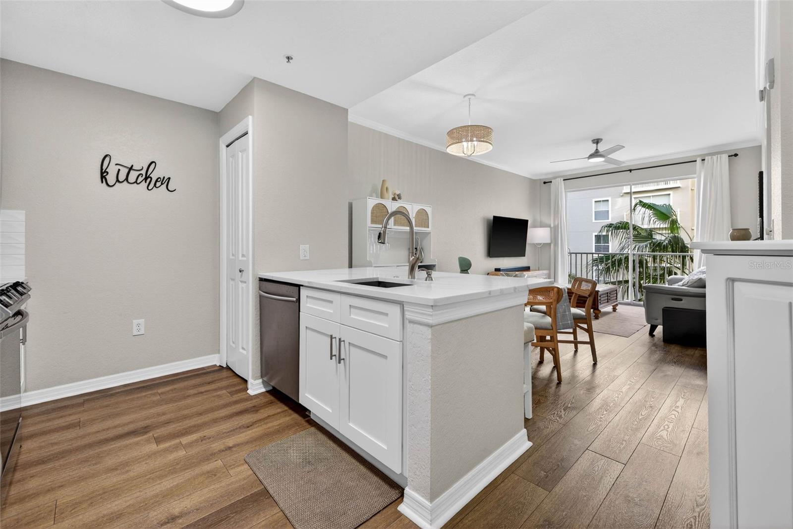 Image 3 of 36 For 700 Harbour Island Boulevard 443